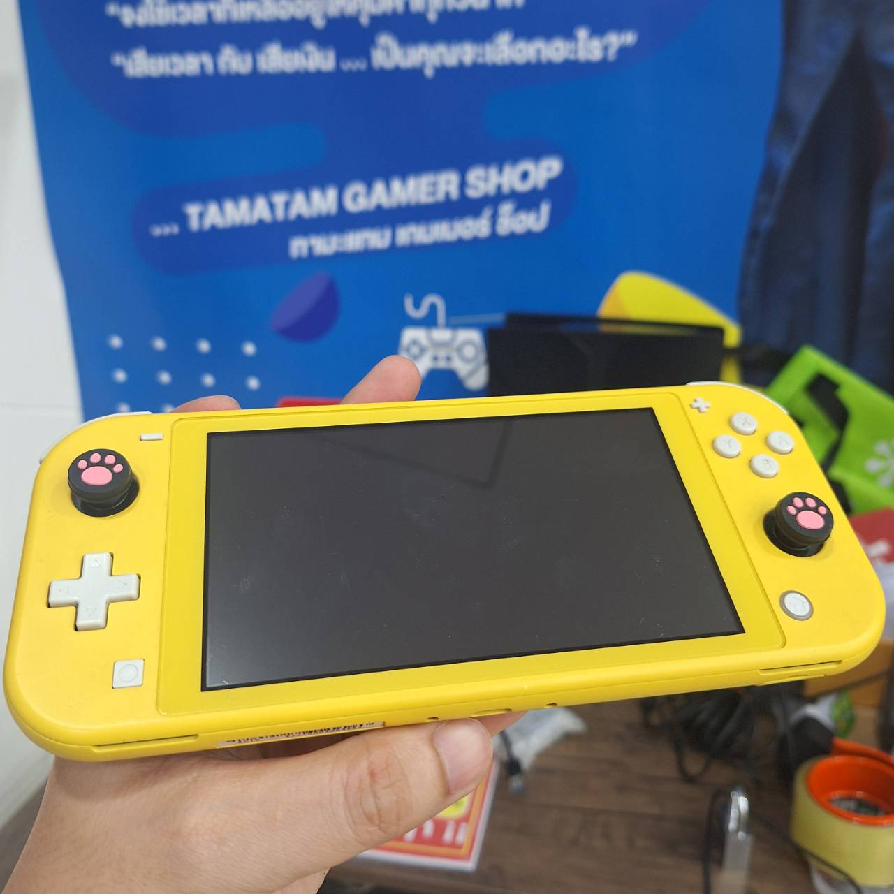 nintendo switch lite นินเท็นโด้สีเหลือง